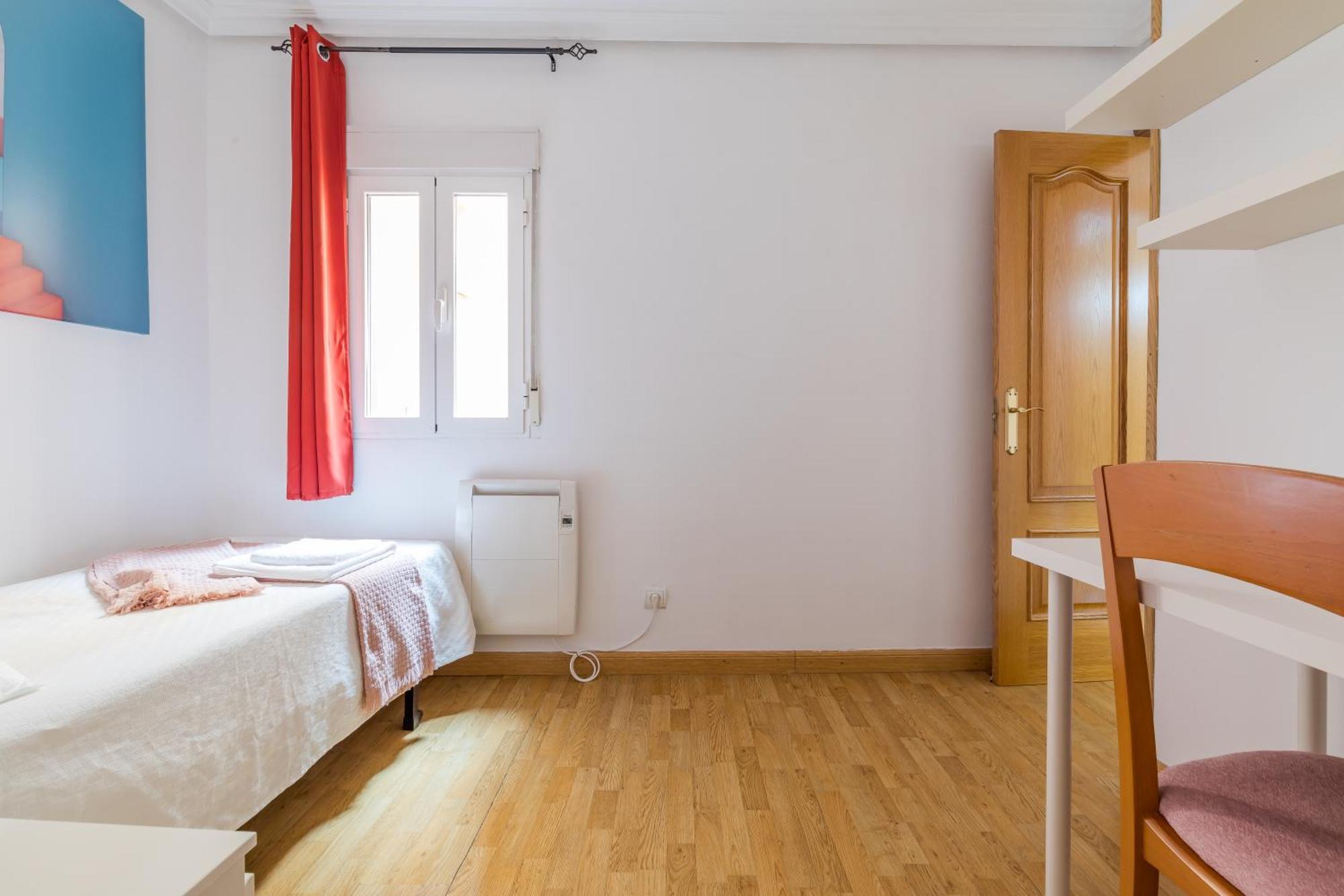 Apartamento Confortable Y Funcional En Vallecas Madrid Exterior foto
